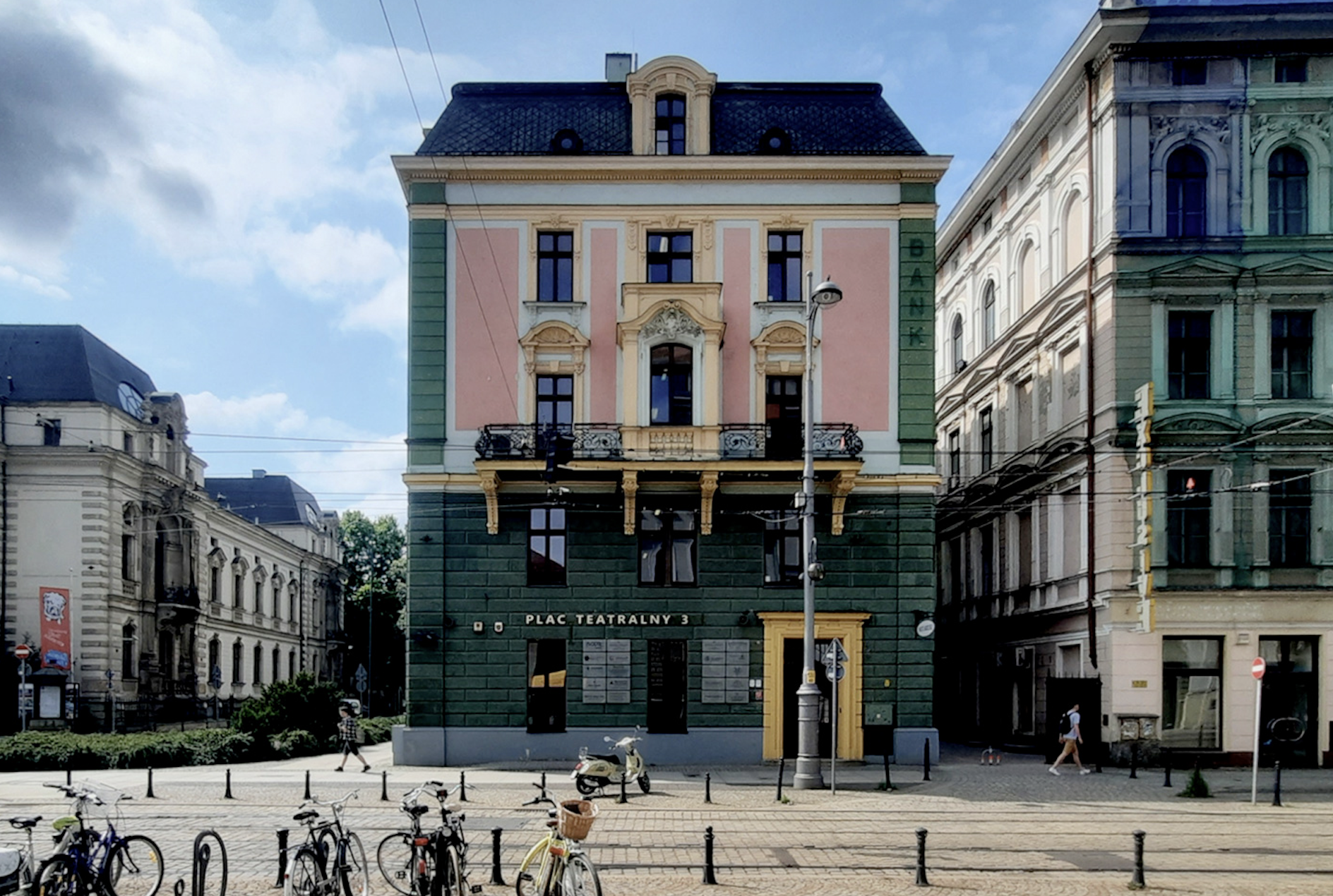 Plac Teatralny 3, Wrocław